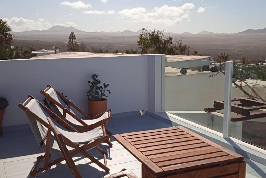 Apartamento 360 View To Ocean And Cliffs Famara Exterior foto