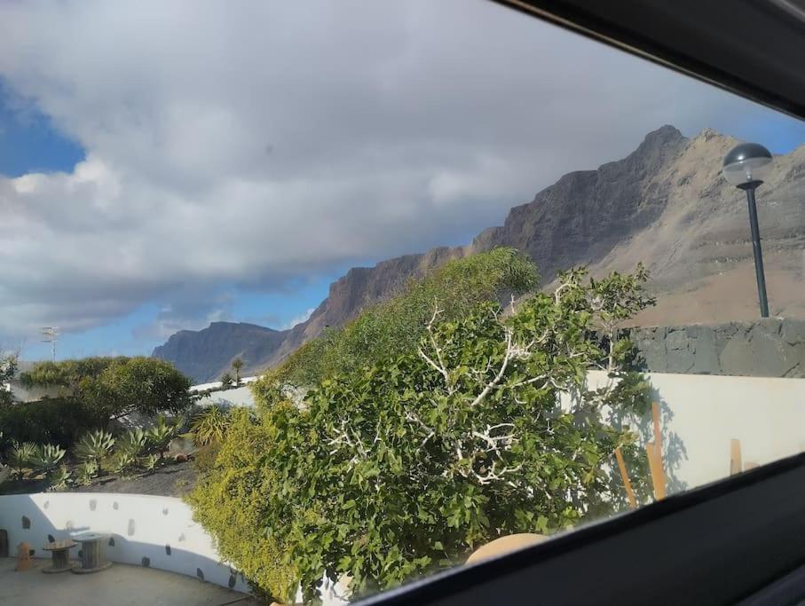 Apartamento 360 View To Ocean And Cliffs Famara Exterior foto